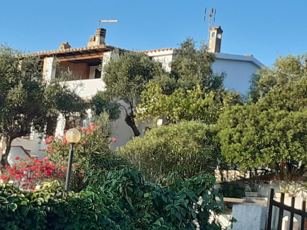 Villa Sweethouse Pula Porto Columbu - Perd'E Sali Exterior foto
